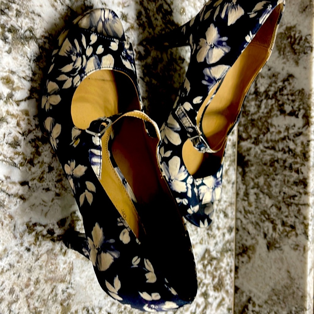 Naturalizer heels